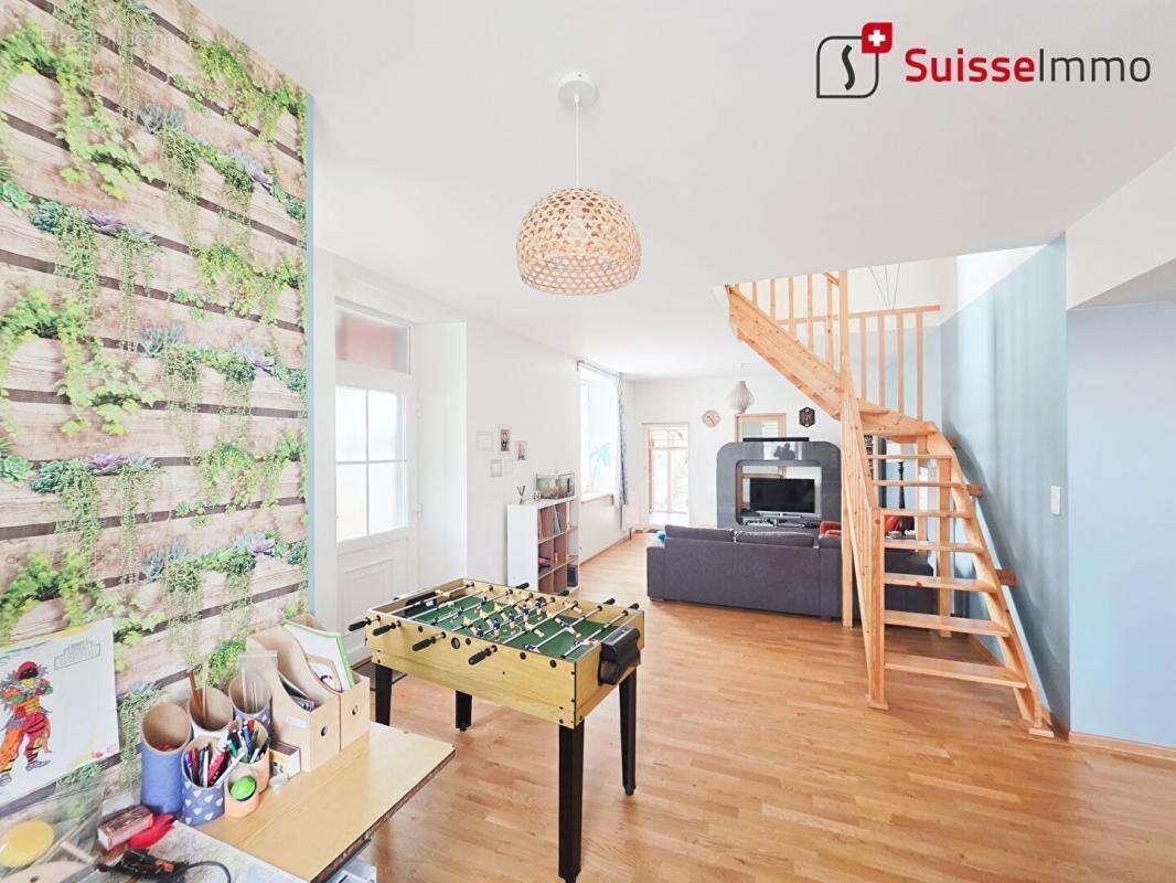 Maison à L&#039;ISLE-SUR-LE-DOUBS