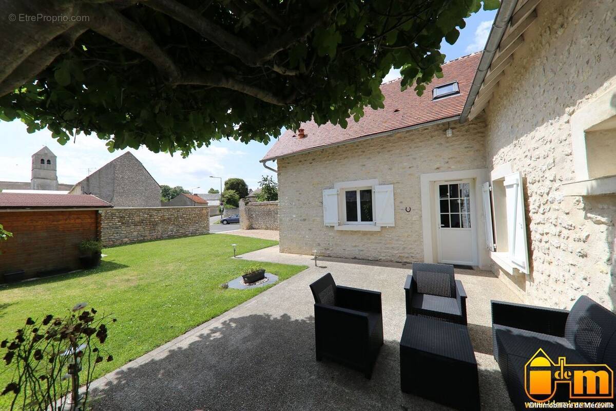 Maison à ANGERVILLE