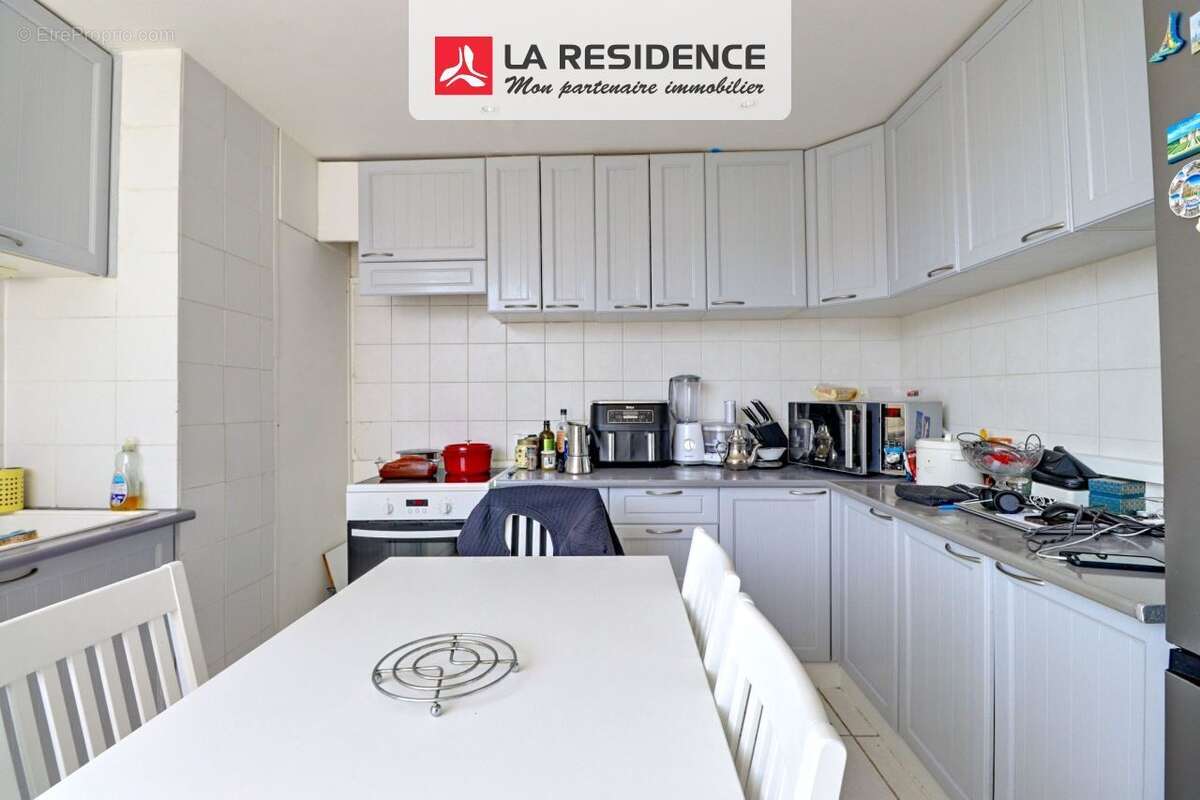 Appartement 79 m² à Saint-Germain-En-Laye  - photo 4
