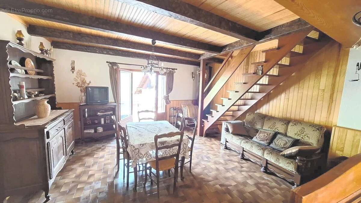Appartement à ENTRAUNES