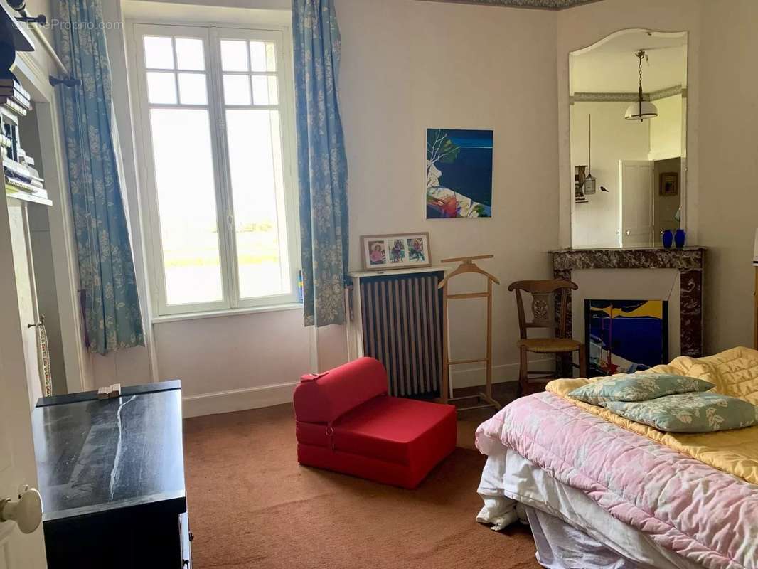 Maison à NEUVY-SAINT-SEPULCHRE