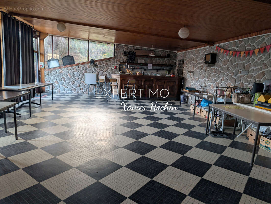 Maison à CHATEAUNEUF-LES-BAINS