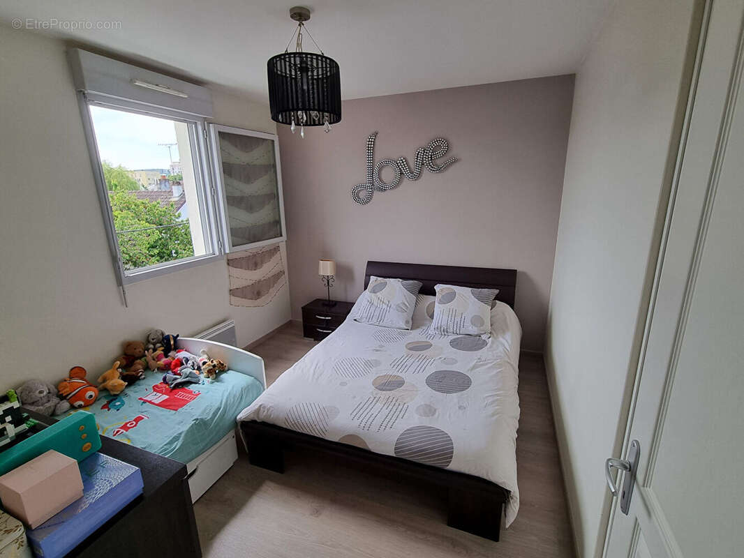 Appartement à CHENOVE