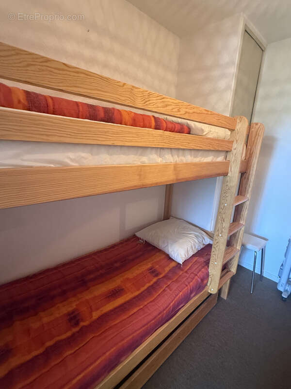 Appartement à ENCHASTRAYES