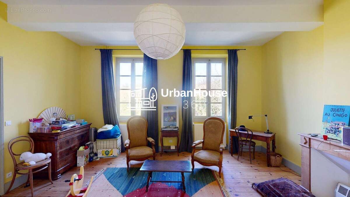 Maison à VILLEFRANCHE-DE-LAURAGAIS