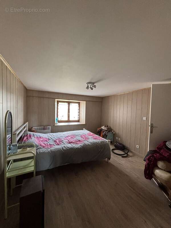 Saugues, charmante maison en pierres. - photo 7