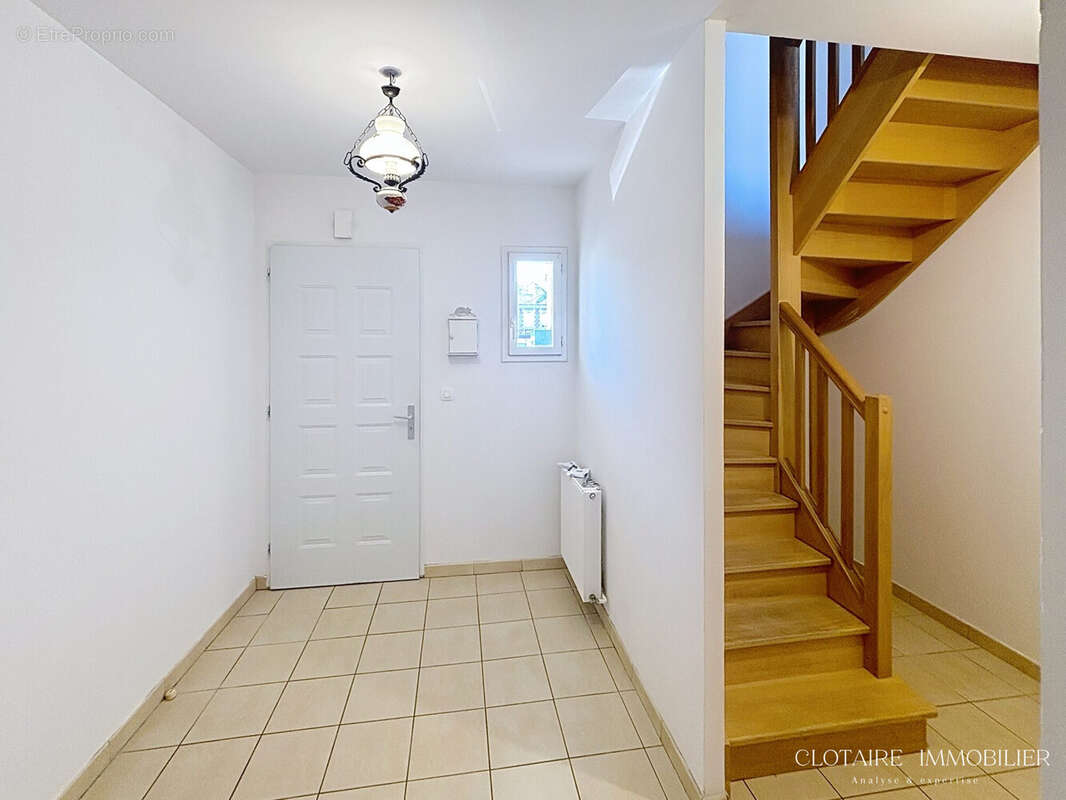 Maison à MARGNY-LES-COMPIEGNE