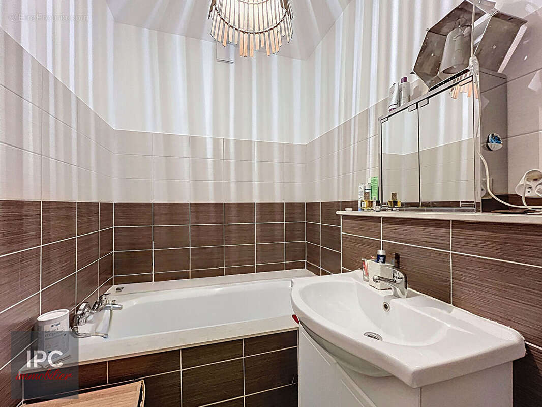 Appartement à CLICHY