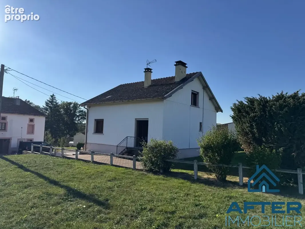 Maison à URIMENIL