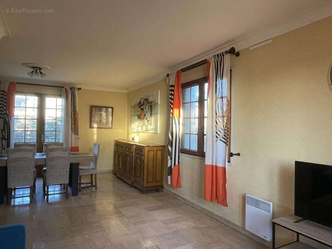 Maison 205 m² à Cugnaux  - photo 5