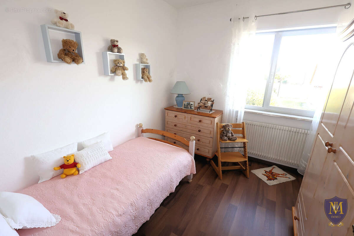 Blotzheim proche centre maison plain-pied de 129 m2 sur 8,41 ares de terrain - photo 7