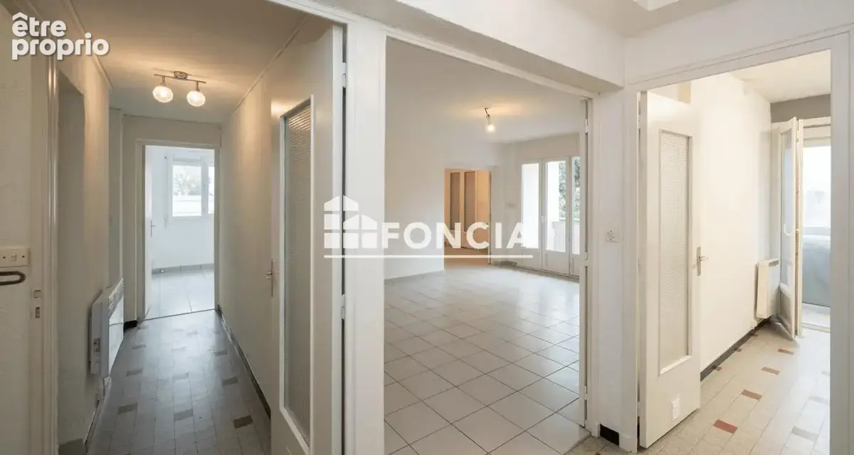 T5 87,3 m² – 1ᵉʳ étage, copropriété fermée sécurisée - photo 4
