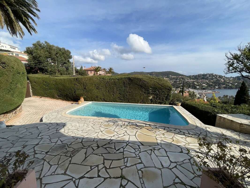 Maison à SAINT-RAPHAEL