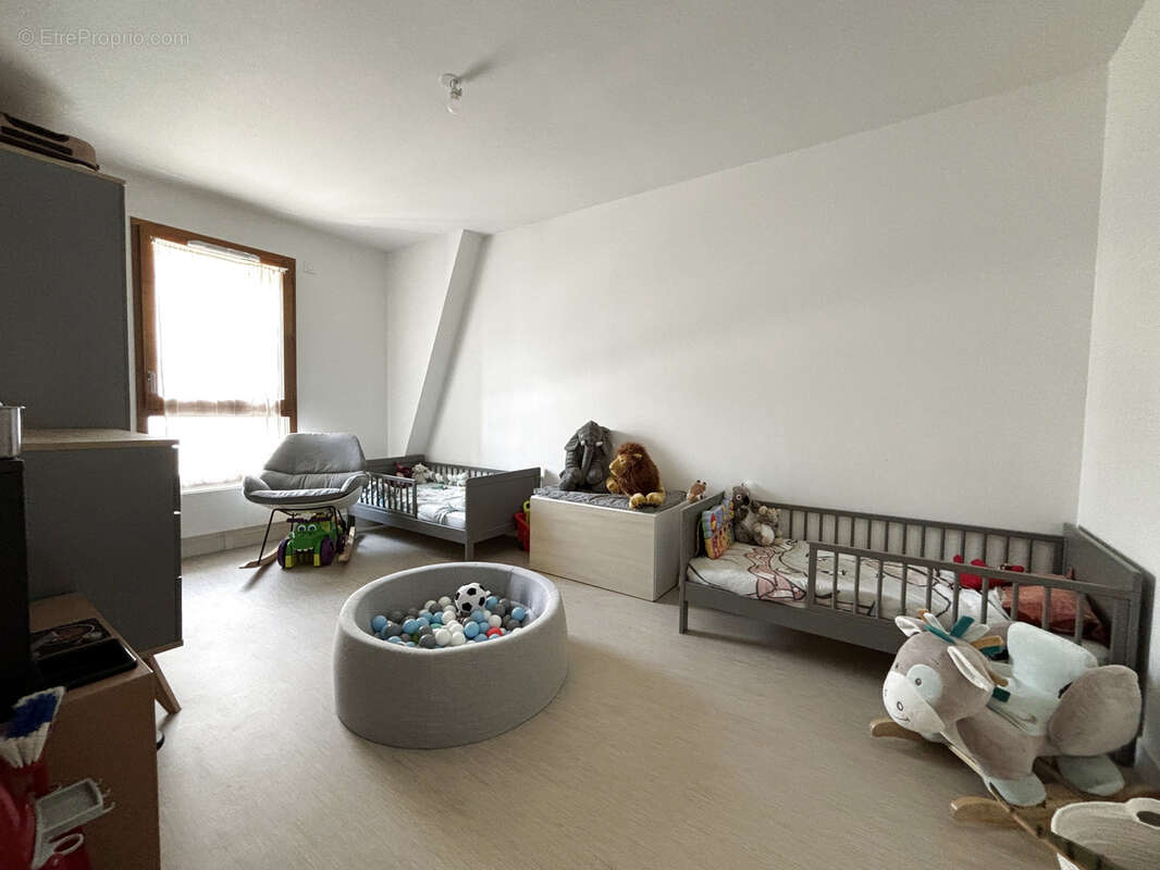 Appartement à MARLY-LA-VILLE