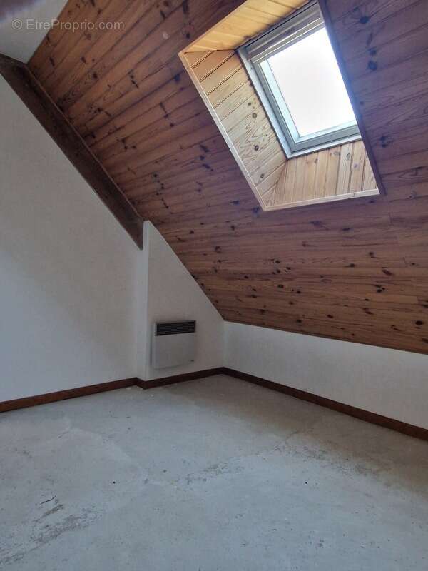 Maison à POMMERIT-LE-VICOMTE