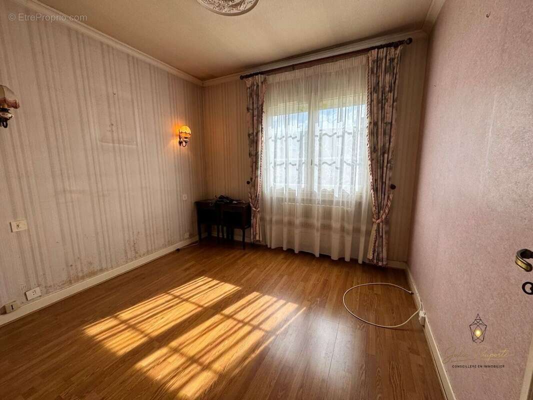 Maison 104 m² à Chalette-Sur-Loing  - photo 6