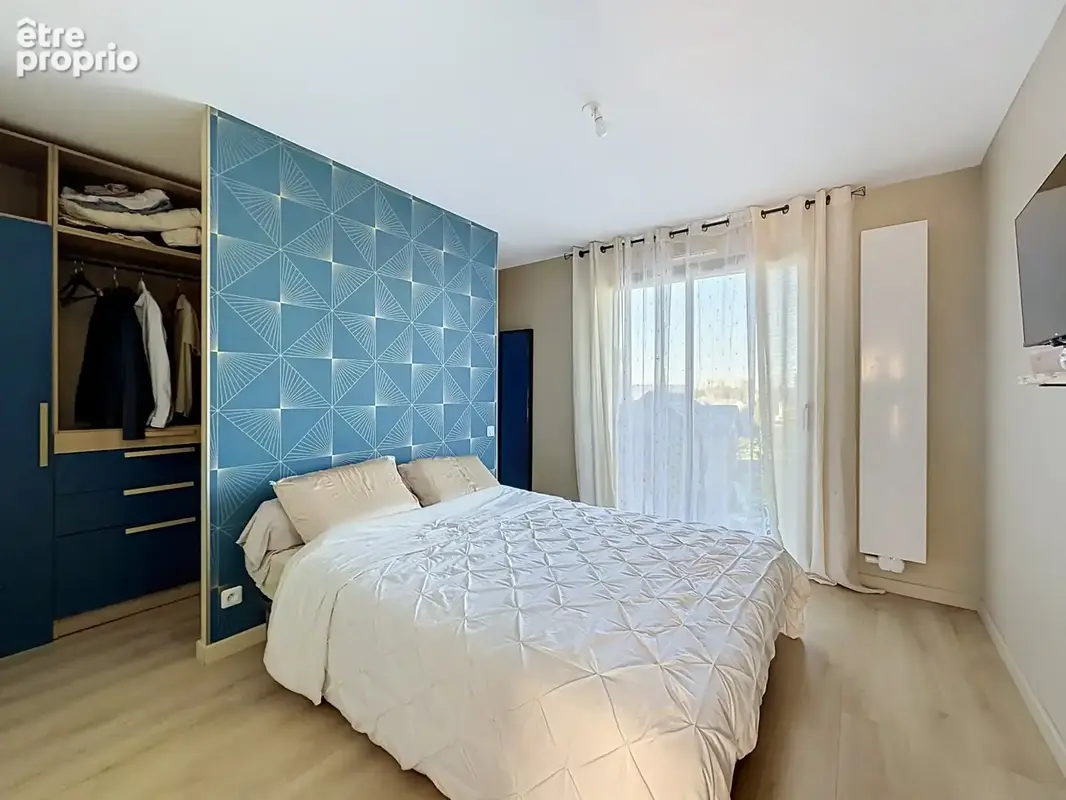 INDRE ET LOIRE, MONNAIE 10 KMS DE Tours, maison de 120 m2 avec jardin, 3 chambres et bureau - photo 6