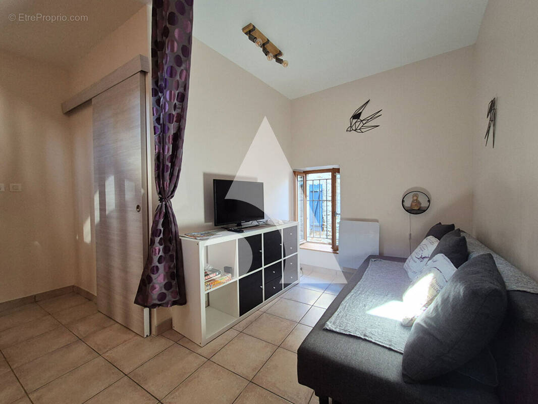 Maison à VINEZAC