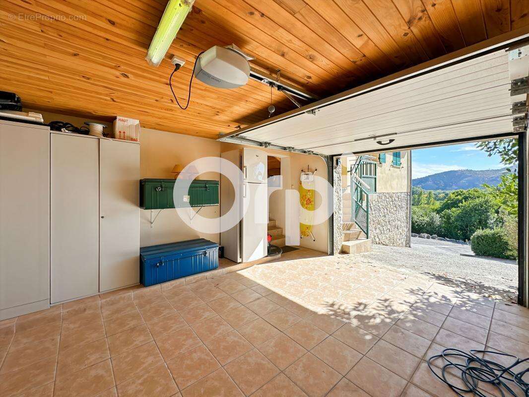 Maison à SAINT-ALBAN-AURIOLLES