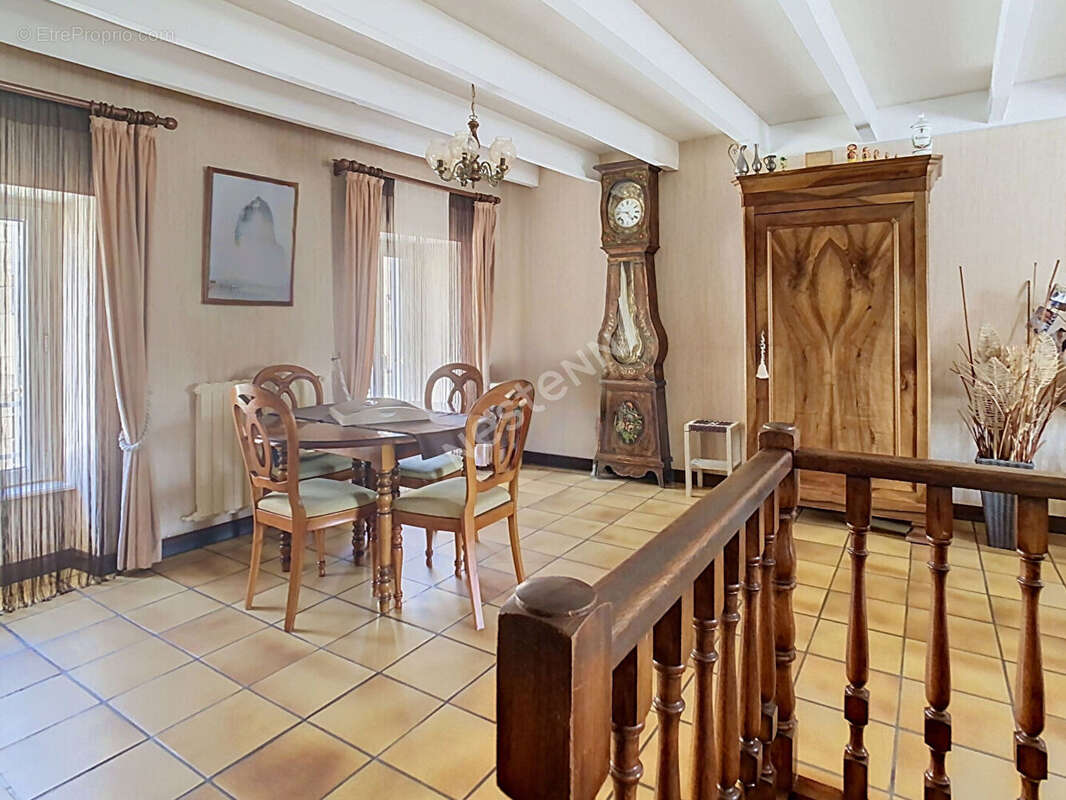 Maison Sevremoine 7 pièce(s) 145 m2 - photo 12