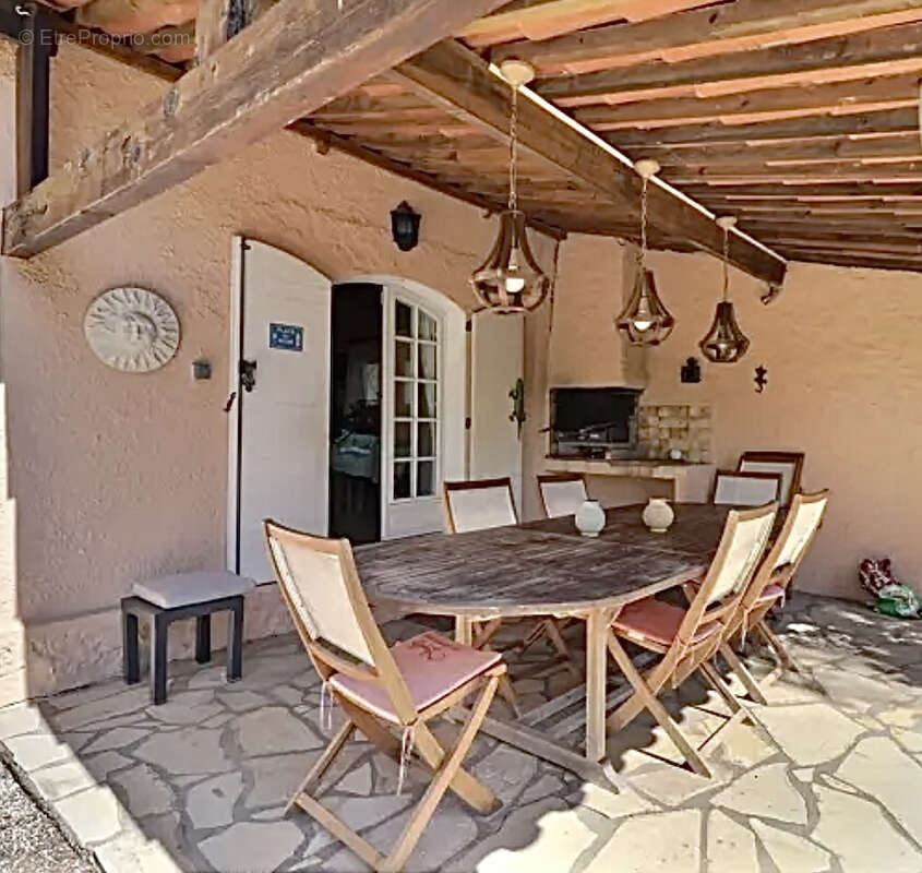 Maison à FREJUS