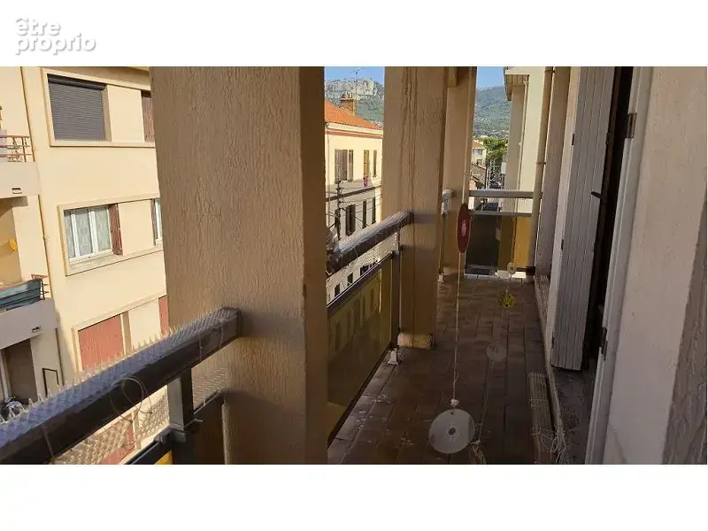 Appartement 2 pièces 52 m² à vendre à Toulon (83200) - photo 4