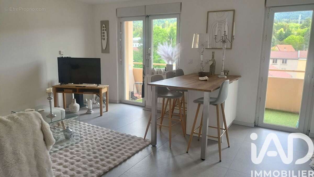 Photo 2 - Appartement à OYONNAX