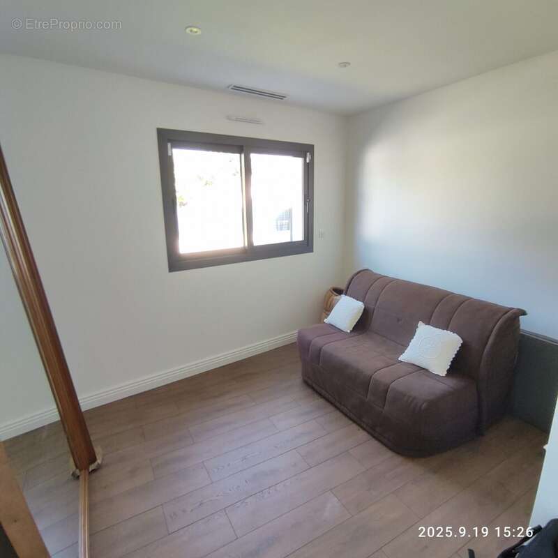 Maison à PAREMPUYRE