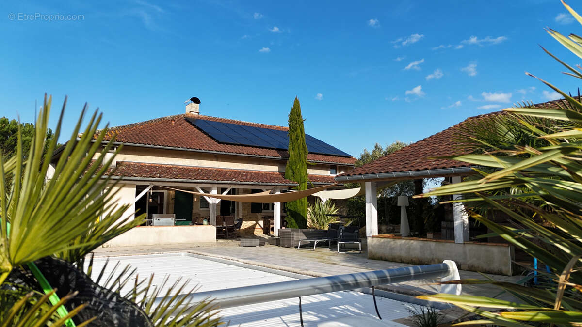 Maison à POYANNE