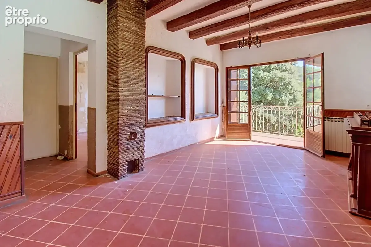 A VENDRE EN EXCLUSIVITÉ, Villa Taradeau 5 pièce(s) 93 m2 en 2 appartements, Garage, Proche village - photo 5
