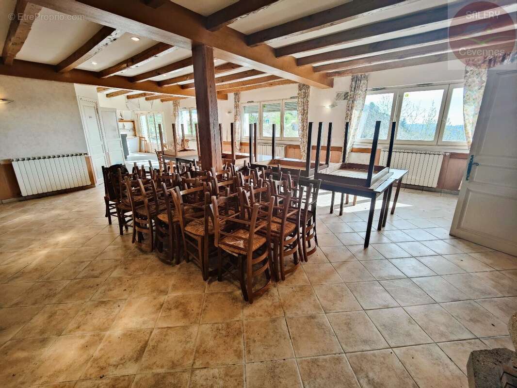 Maison à SAINT-PRIVAT-DE-VALLONGUE