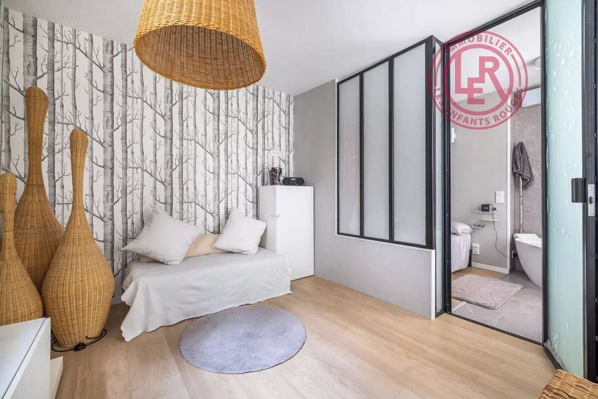 Appartement à PARIS-4E