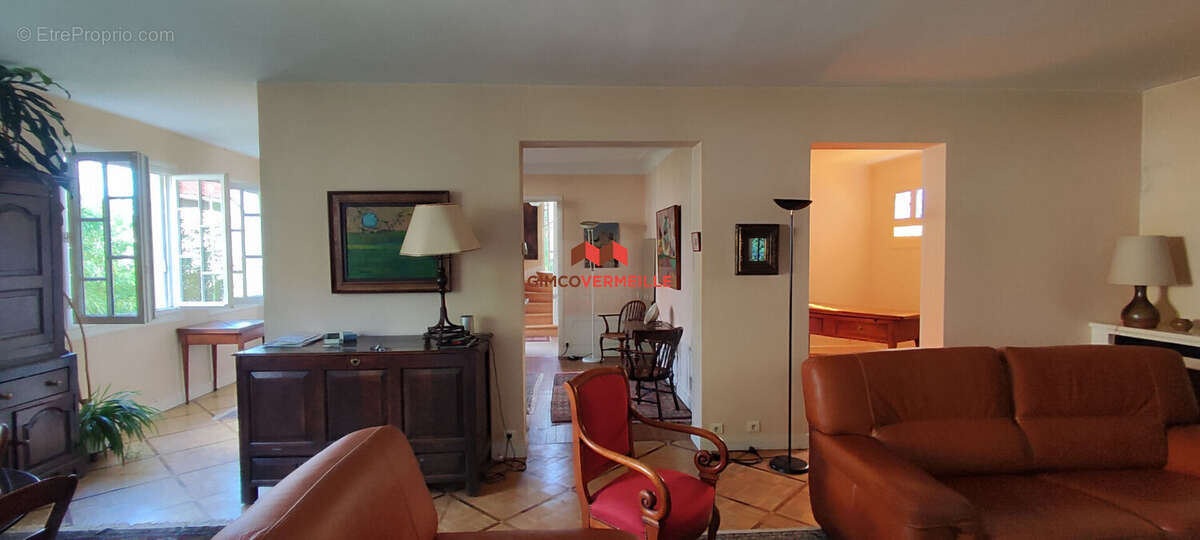 Maison à LA CELLE-SAINT-CLOUD