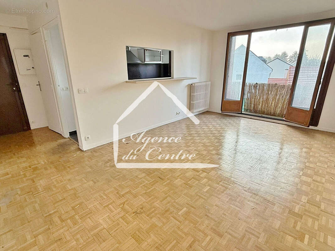 Appartement à L'HAY-LES-ROSES