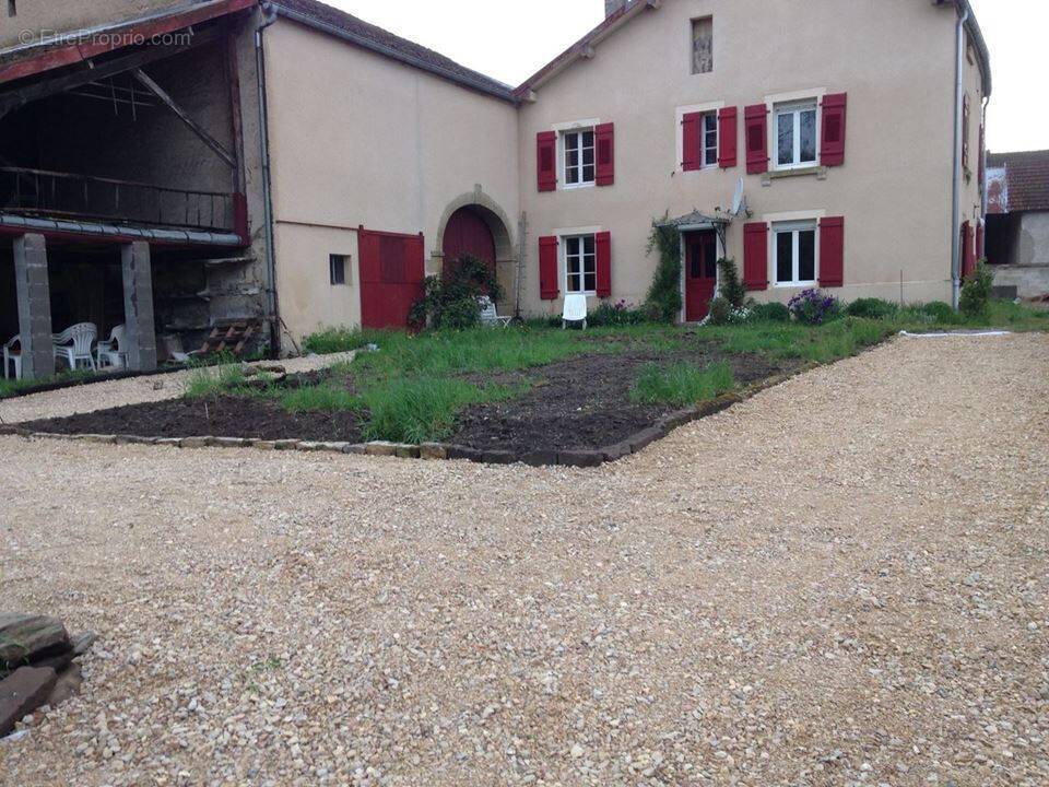 Maison à LUXEUIL-LES-BAINS