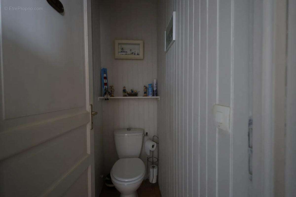 Maison à CHENAC-SAINT-SEURIN-D'UZET