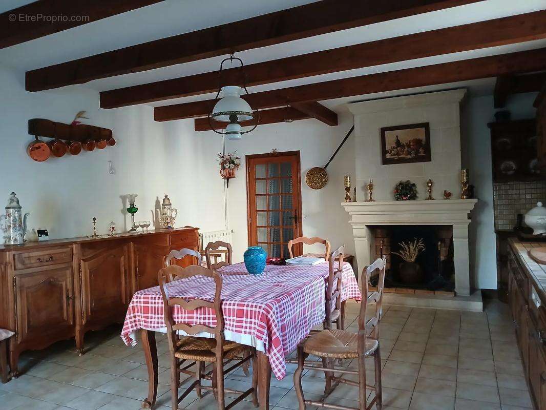 Maison à MONTCHAUDE