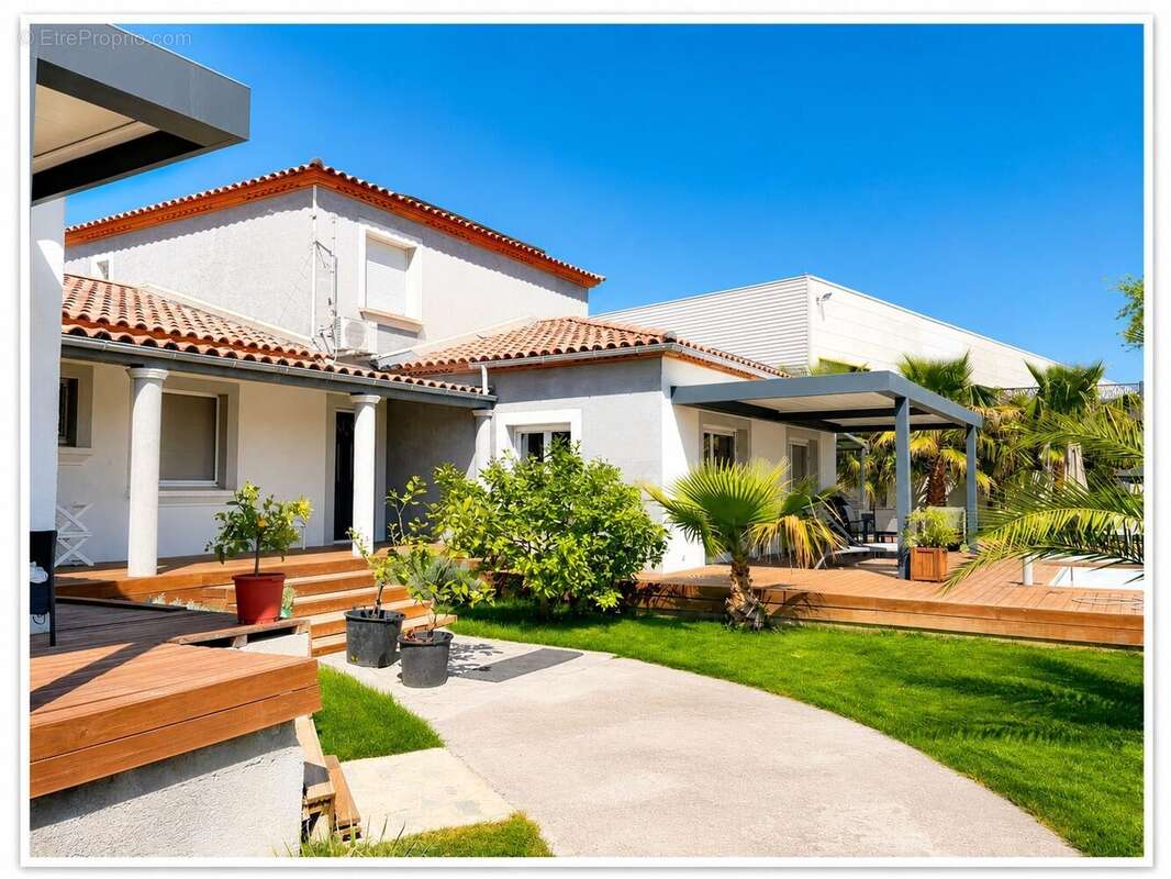 Maison 257 m² à Juvignac  - photo 2