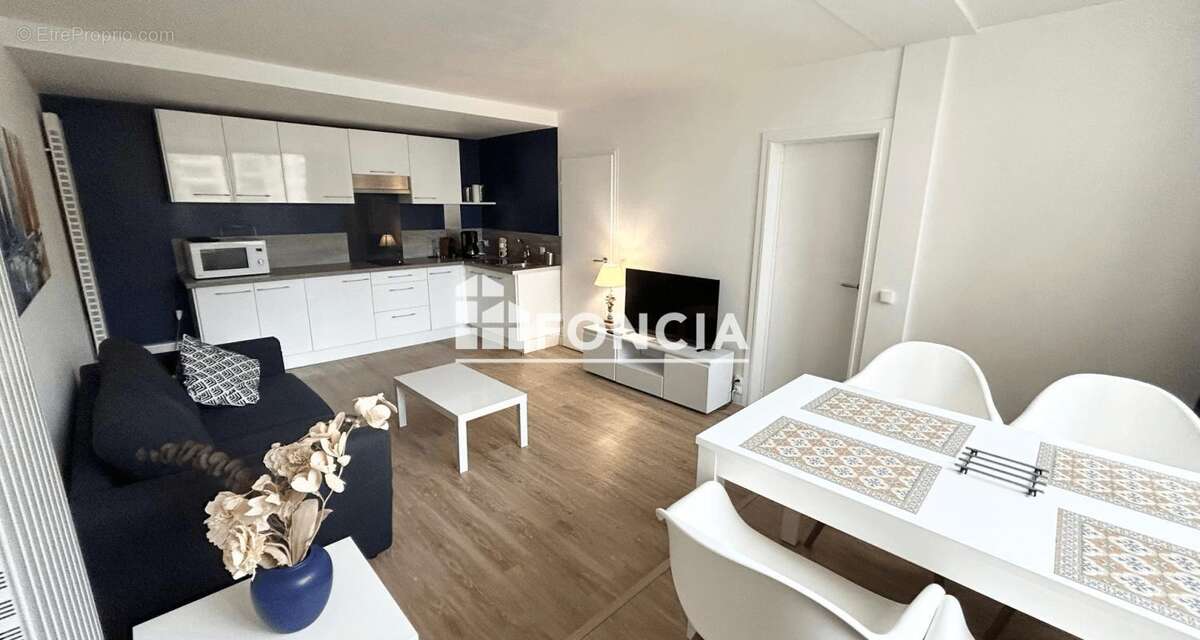 Appartement à COURSEULLES-SUR-MER