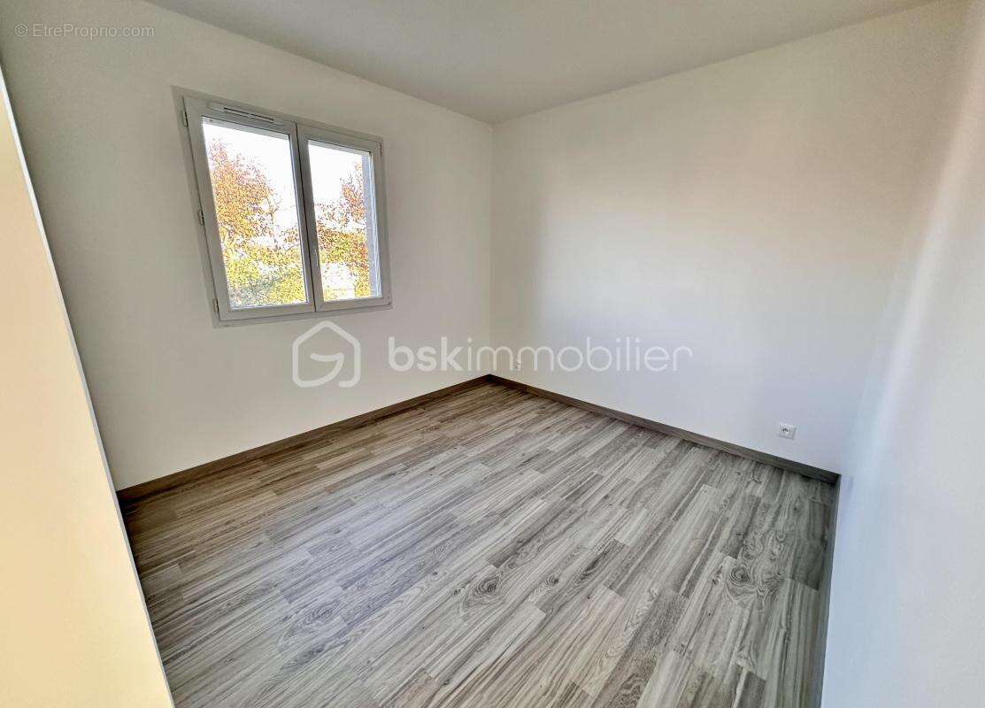 Maison à LENS-LESTANG