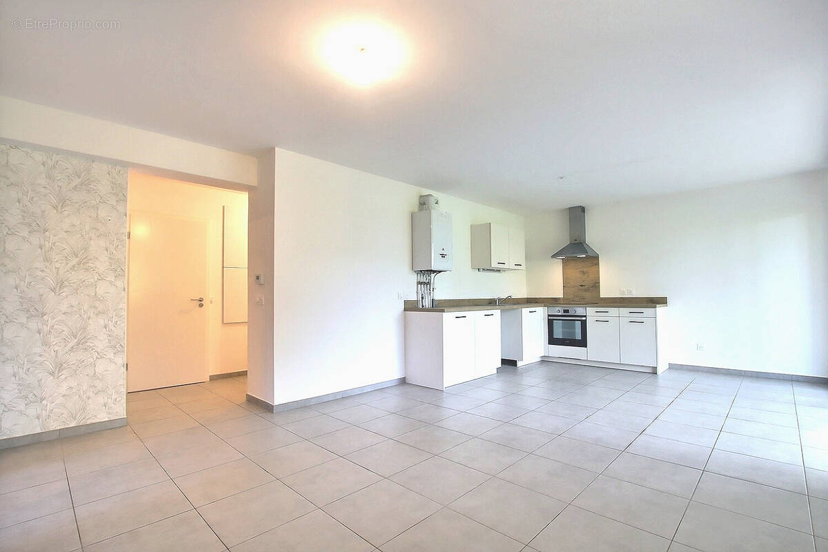 Appartement à SAINT-PIERRE-EN-FAUCIGNY