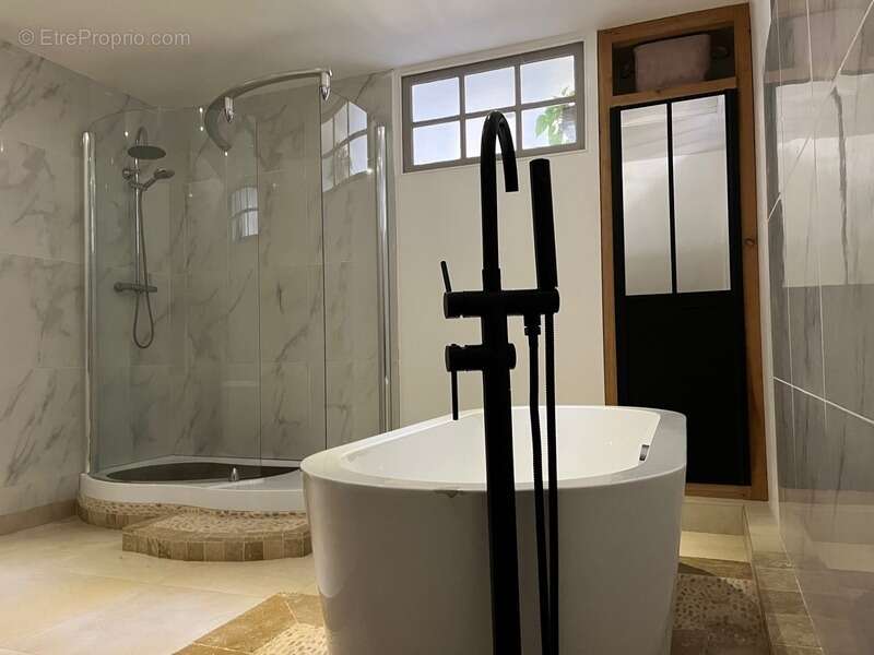 Maison à AUNAY-SUR-ODON