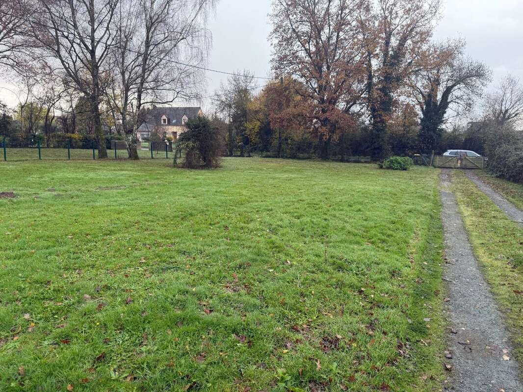 Terrain à GUENROUET