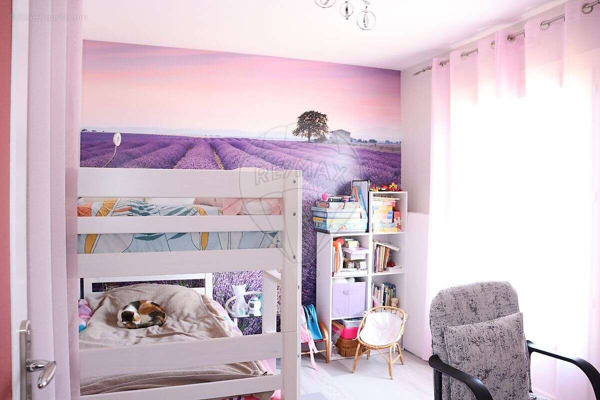 Maison à VARENNES-VAUZELLES