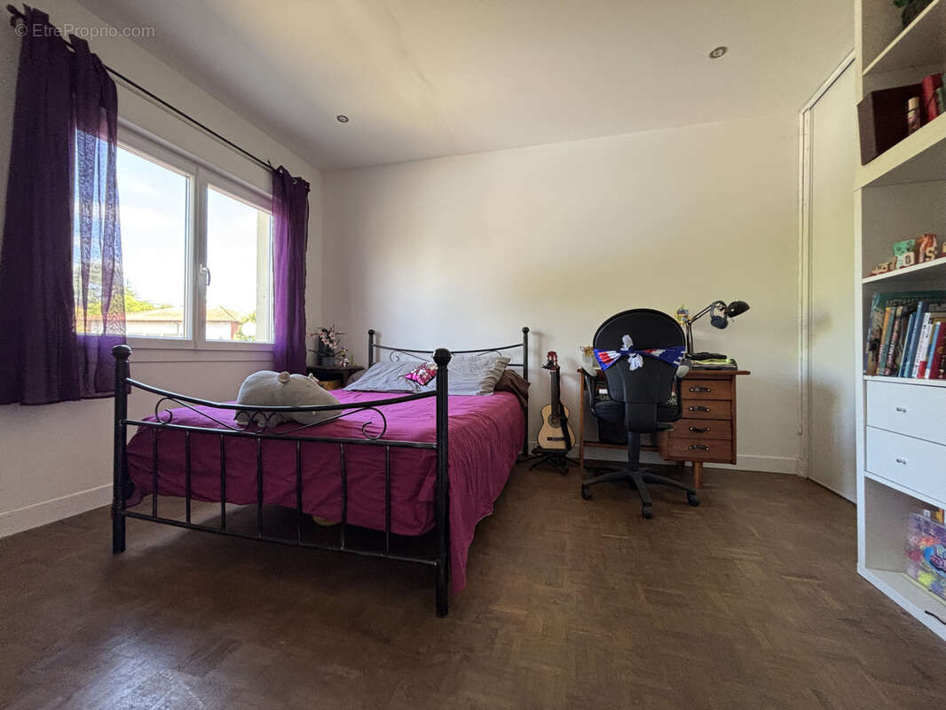'EDITH' - Maison- 3 chambres- jardin - photo 11
