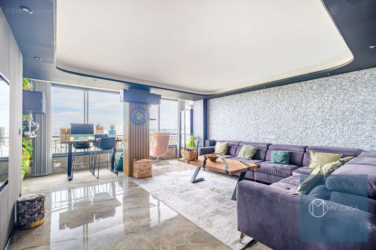 Appartement à LA MULATIERE