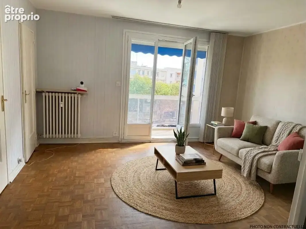 ARMEVILLE, F3 avec ascenseur et balcons 77.000€ - photo 3
