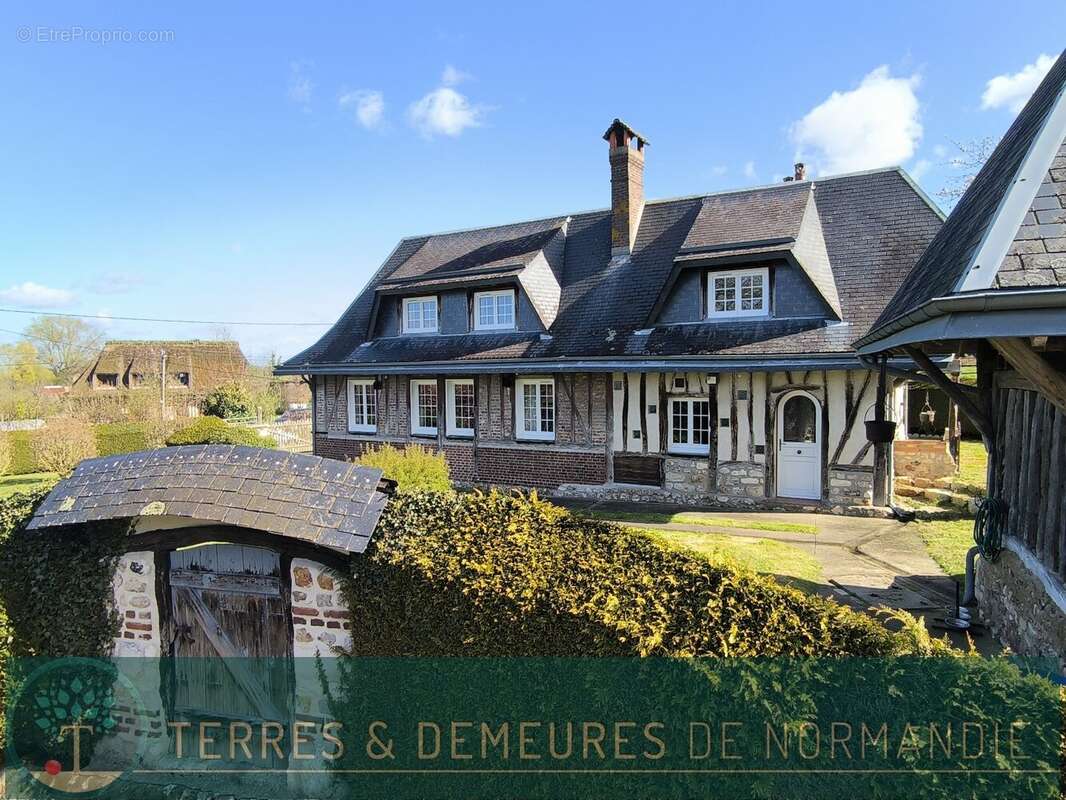 A 10 minutes de pont-audemer (27500), au calme, propriete normande, 3 chambres, terrain d'environ 2700m² avec dependances. - photo 22