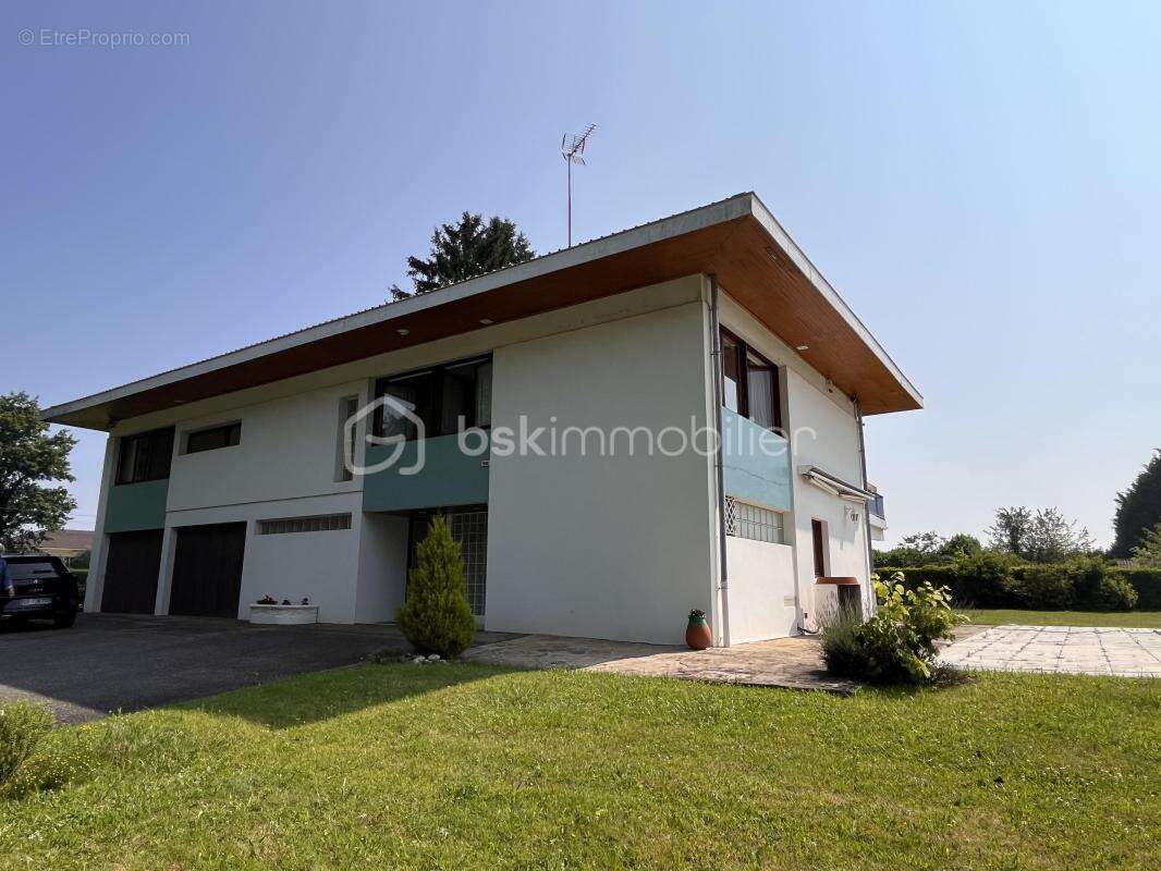 Maison à BOURG-EN-BRESSE