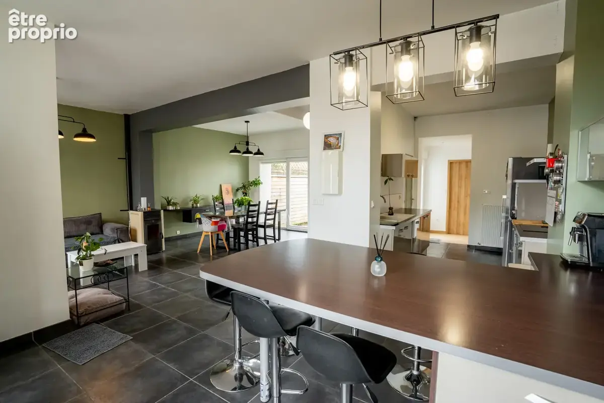 Rosendael: Maison lumineuse, pièce de vie de 50m2, jardin sud-ouest et garage. - photo 2